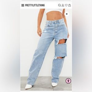 PrettyLittleThing Open Knee Boyfriend Jeans
